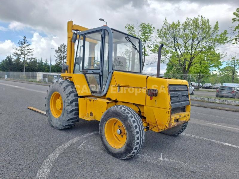 All-terrain forklift Jcb 930-2