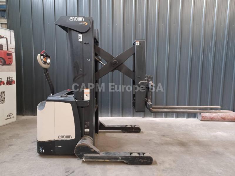 Apilador Crown SHR5520-1.3