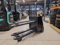 Pallet truck Crown WP3080