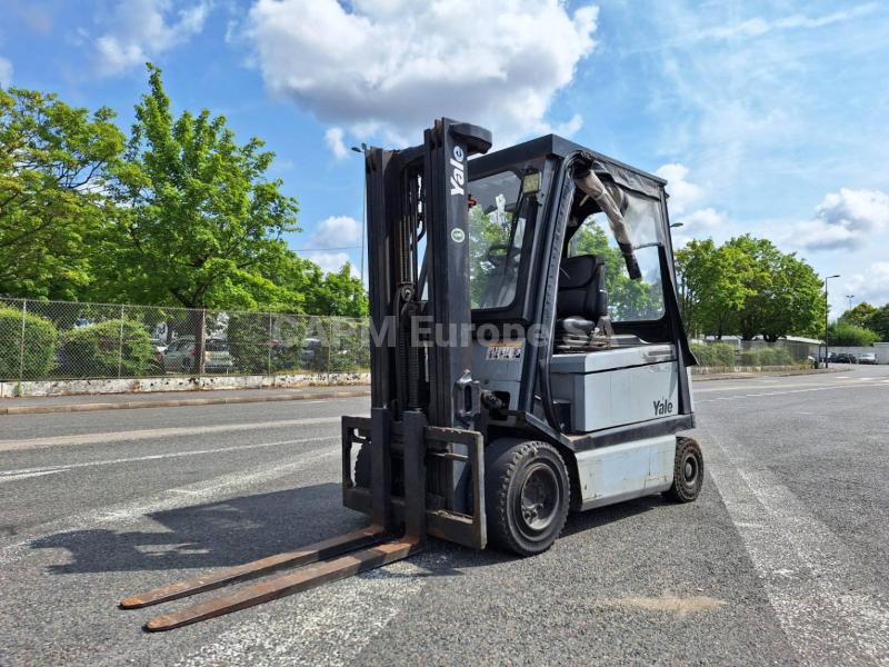 Forklift Yale ERP30