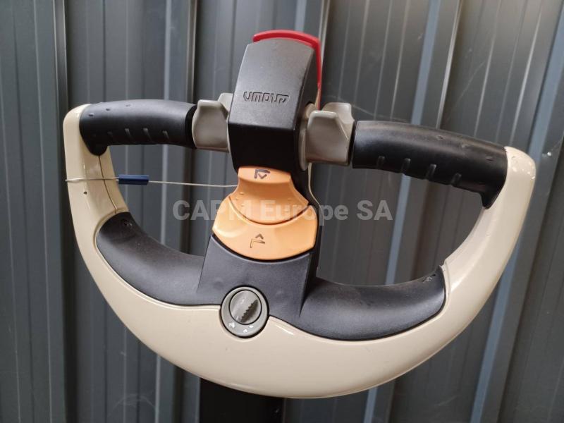 Apilador Crown WF3000-1.0FT