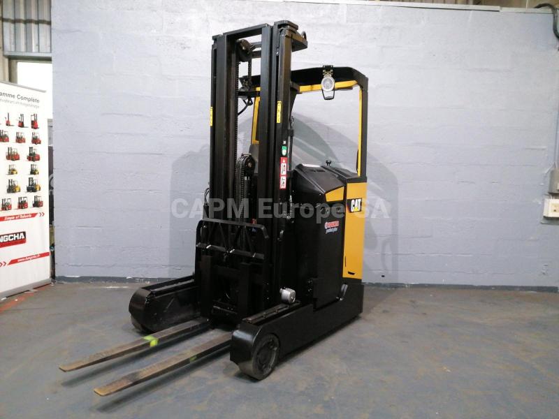 Carretilla mástil retráctil Caterpillar NR16N