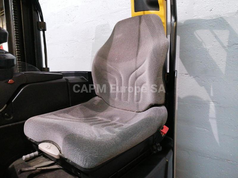 Carretilla mástil retráctil Caterpillar NR16N