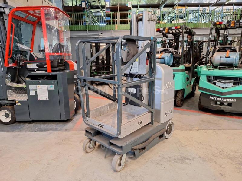 Aerial platform JLG 20MVL