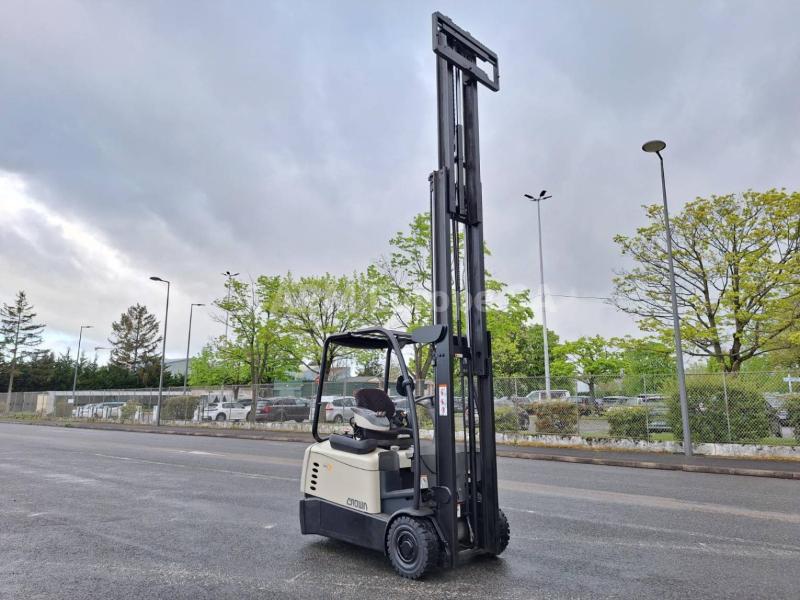 Carretillas elevadoras Crown SC5340-1.6