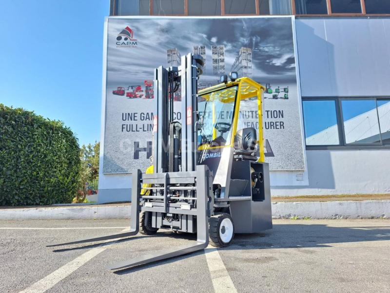 Combilift                 C2500CB