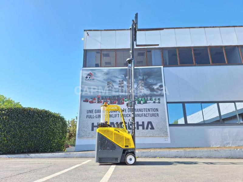 Chariot multidirectionnel Combilift C2500CB