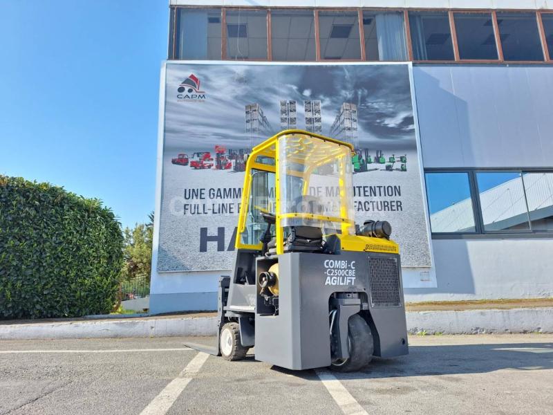 Chariot multidirectionnel Combilift C2500CB