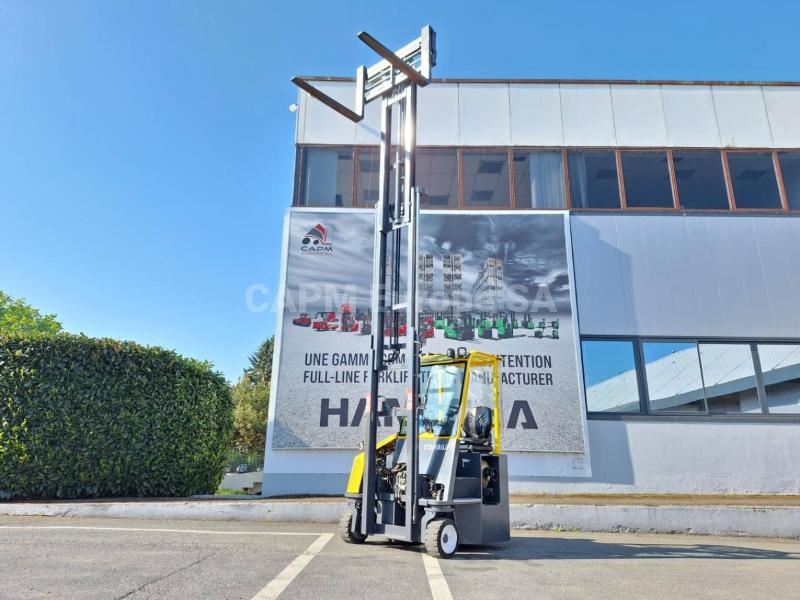 Chariot multidirectionnel Combilift C2500CB