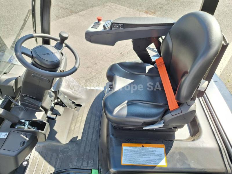 Chariot élévateur Hangcha XC3-20i (CPDS20-XCY2G-SI)