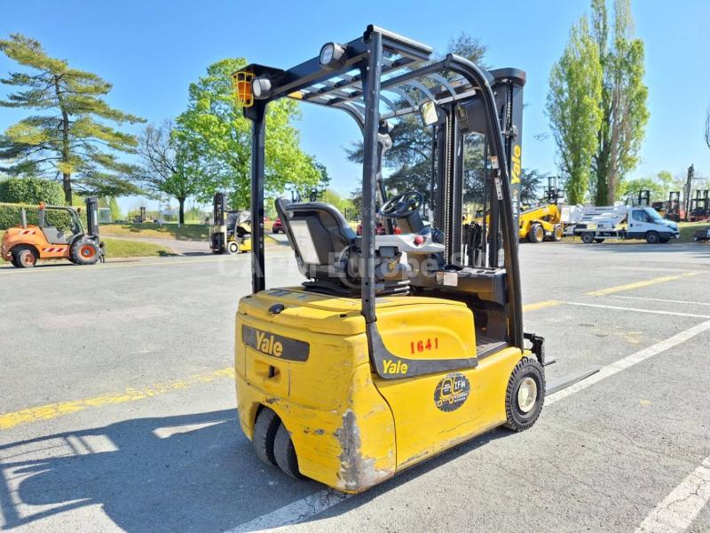 Carrelli elevatori Yale ERP16VT SWB