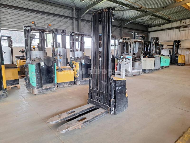 Stoccatore Caterpillar NSP16N2