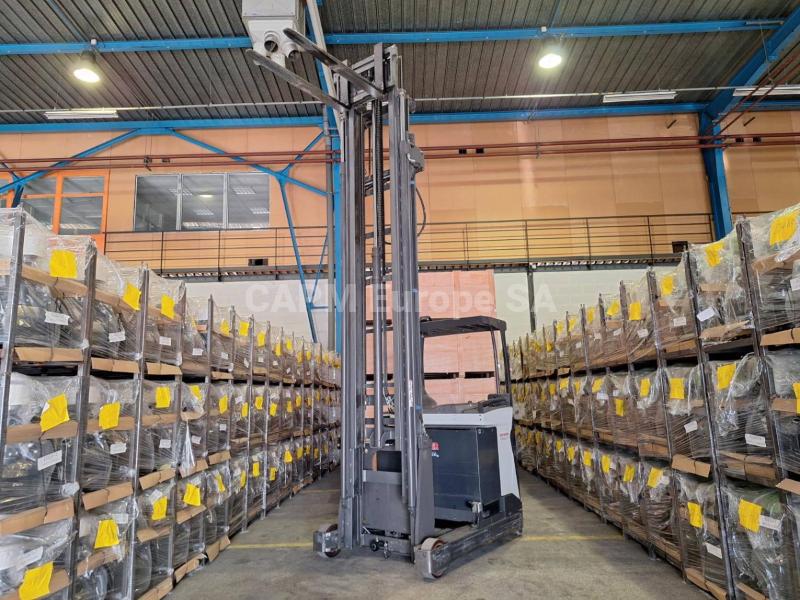 Schubmaststapler UniCarriers UHD-200-DTFVXF-955