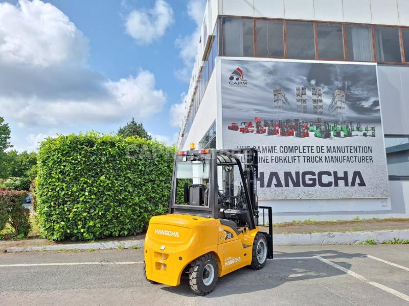 Chariot élévateur Hangcha XE30i (CPD30-XEY2-SI)