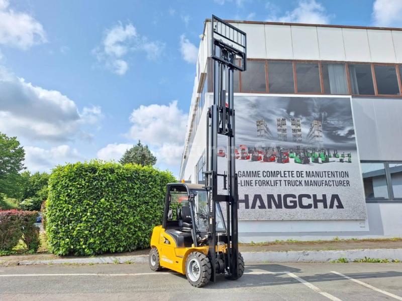 Chariot élévateur Hangcha XE30i (CPD30-XEY2-SI)
