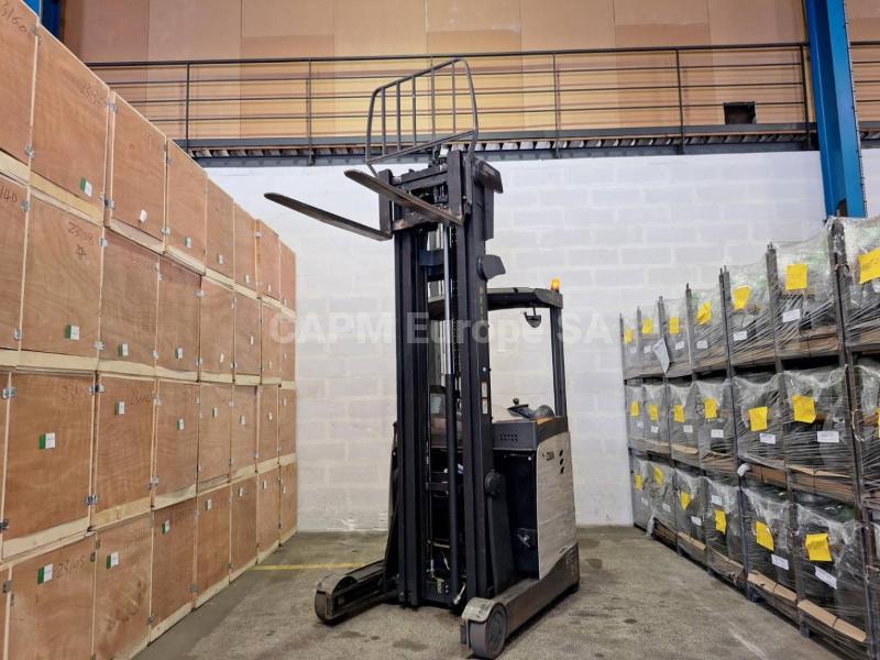 empilhador a mastro retráctil Crown ESR 5260-14 OPT 2