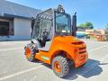 Empilhador todo terreno Ausa C150H