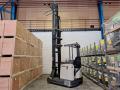 Carrello elevatore retrattile Crown ESR 5260