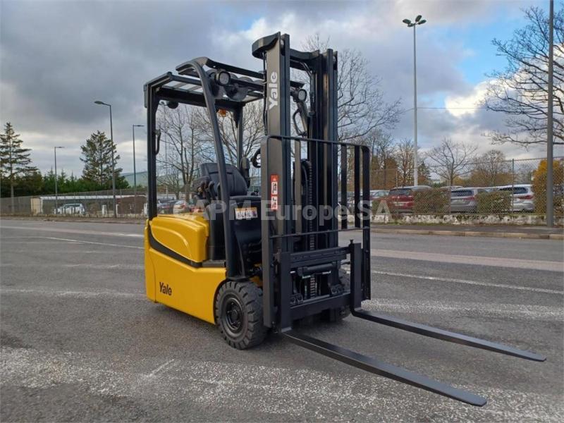 Carrelli elevatori Yale ERP 16 VT