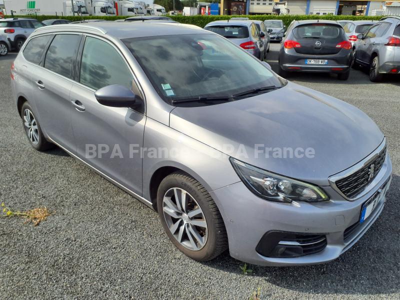 Voiture Peugeot 308 SW ALLURE 100CV Berline