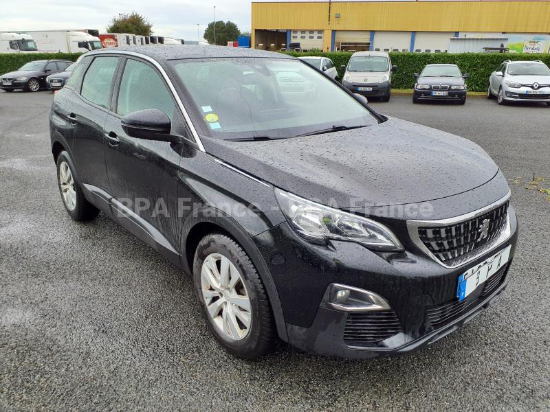 Voiture Peugeot 3008 ACTIVE 130CV Berline