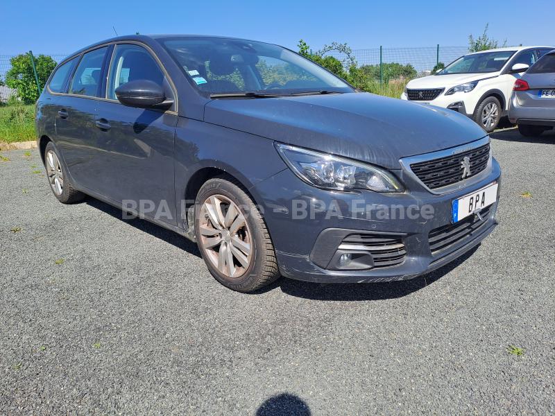 Car Peugeot 308 100CV BLUE HDI SW ACTIVE Sedan
