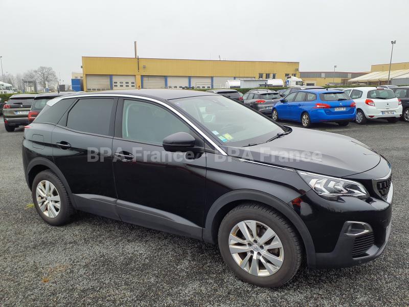 Voiture Peugeot 3008 ACTIVE BUSINESS 130CV Berline