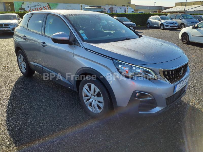 Voiture Peugeot 3008 ACTIVE 120CV EAT6 Berline