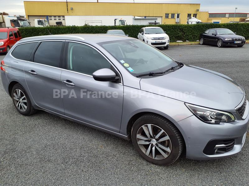 Voiture Peugeot 308 100CV BLUE HDI SW ACTIVE Berline