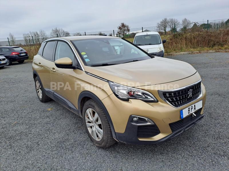 Voiture Peugeot 3008 ACTIVE 120CV Berline