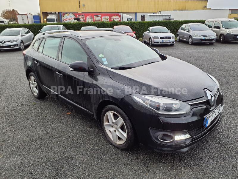 Voiture Renault Megane III - 110CH ESTATE BUSINESS Berline