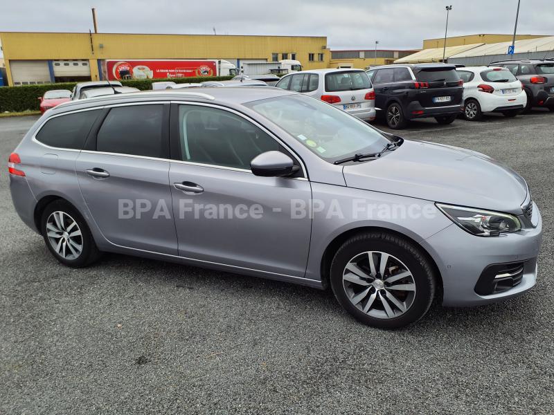 Voiture Peugeot 308 SW ALLURE 100CV Berline