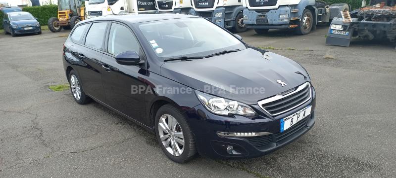 Automobil Peugeot 308 100CV BLUE HDI SW ACTIVE Sedan