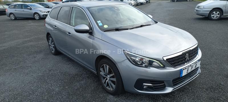 Voiture Peugeot 308 100CV BLUE HDI SW ACTIVE Berline