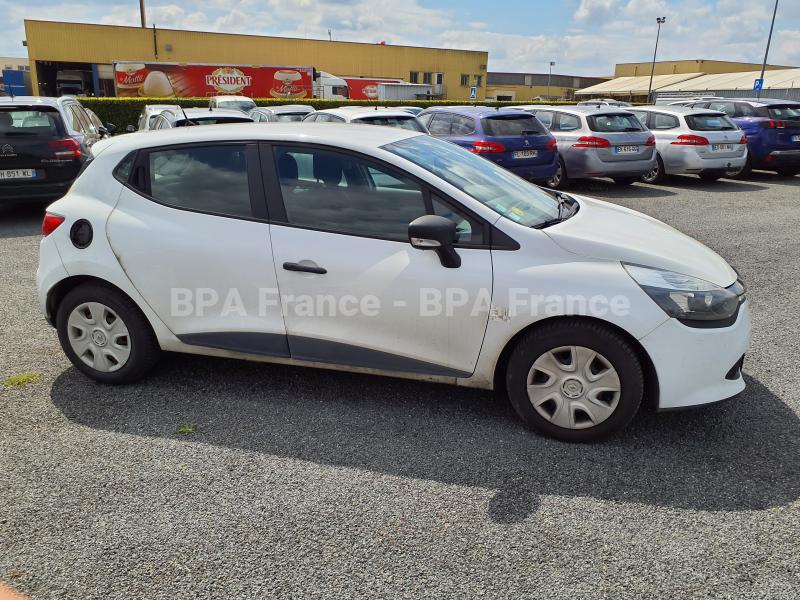 Voiture Renault Clio IV - 75CH AIR 1.5L DCI Berline