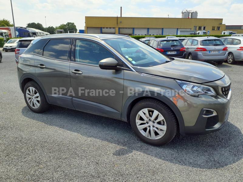 Voiture Peugeot 3008 ACTIVE BUSINESS 130CV Berline