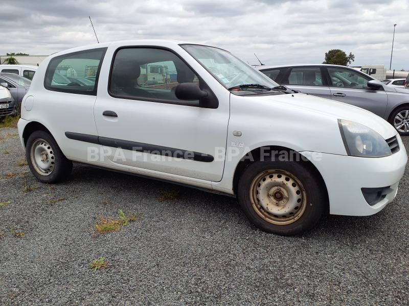 Voiture Renault Clio II - 65-70 CH 1.5 DCI Berline