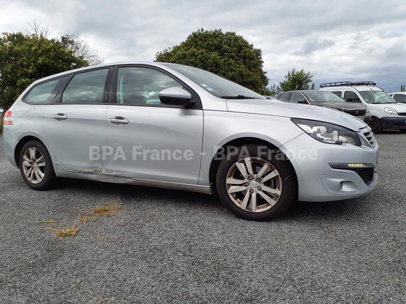 Voiture Peugeot 308 100CV BLUE HDI SW ACTIVE Berline