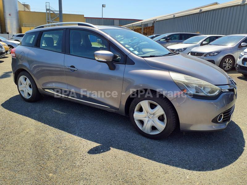 Voiture Renault Clio IV - 75CH ESTATE ZEN 1.5L DCI Berline