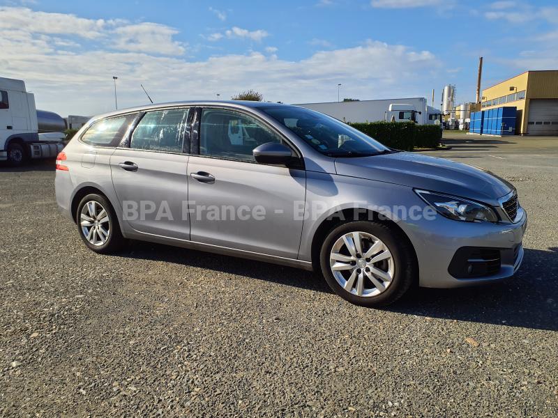 Voiture Peugeot 308 100CV BLUE HDI SW ACTIVE Berline