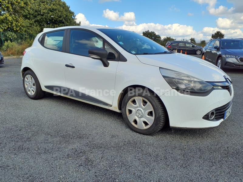 Voiture Renault Clio IV - 75CH AIR 1.5L DCI Berline