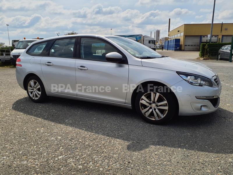 Voiture Peugeot 308 100CV BLUE HDI SW ACTIVE Berline