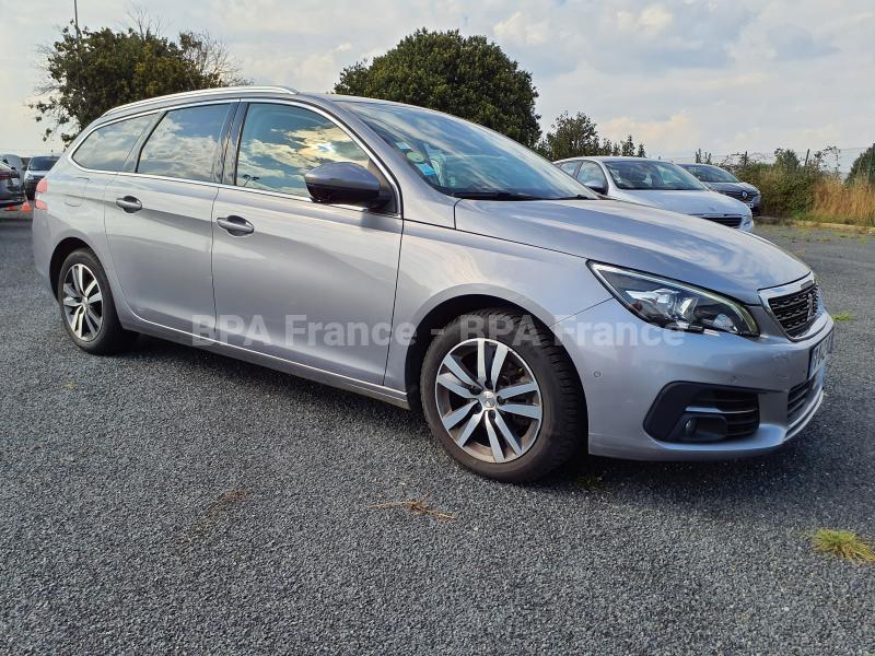 Voiture Peugeot 308 100CV BLUE HDI SW ACTIVE Berline