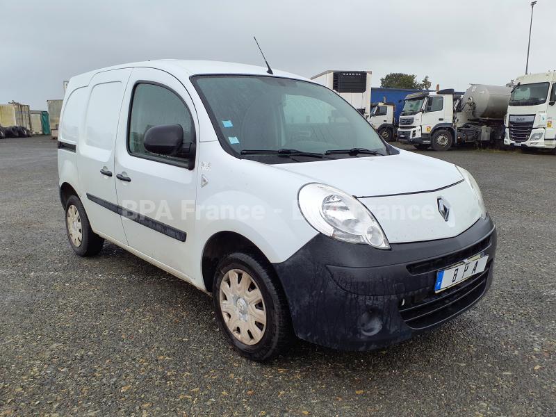 Voiture RENAULT VUL KANGOO 2 DCI 90 CV Berline