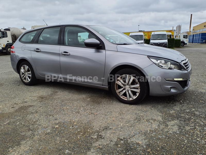 Voiture Peugeot 308 100CV BLUE HDI SW ACTIVE Berline