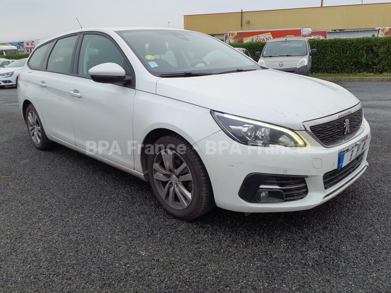 Voiture Peugeot 308 SW ACTIVE BUSINESS 100CV Berline