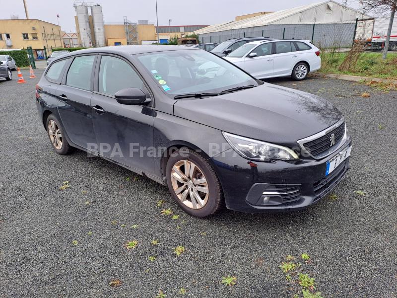 Automobil Peugeot 308 SW ACTIVE BUSINESS 100CV Sedan