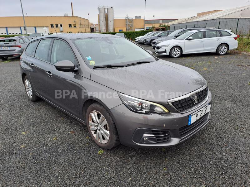 Automobil Peugeot 308 SW ACTIVE BUSINESS 100CV Sedan