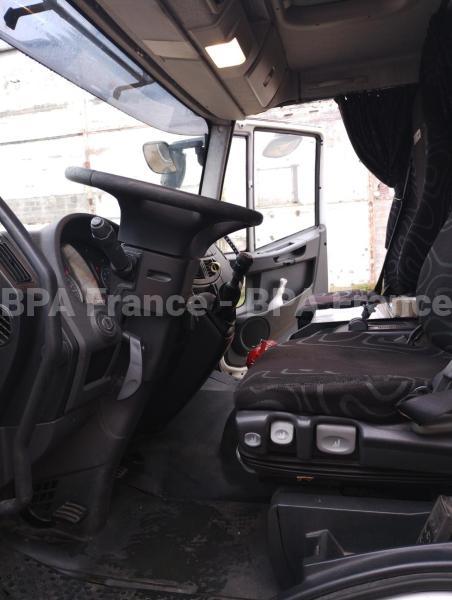 Camion Iveco STRALIS 120E 280 Fourgon Brasseur