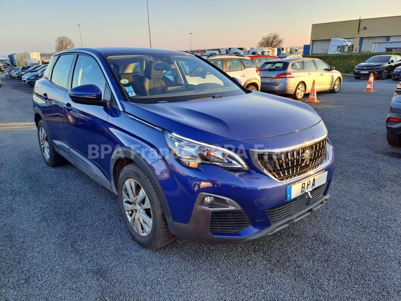 Car Peugeot 3008 ACTIVE 130CV Sedan